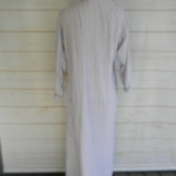 VINTAGE CHRISTIAN DIOR 100% COTTON PINSTRIPE MADE IN USA LONG ROBE SZ M BLUE/WHI - Picture 5 of 9